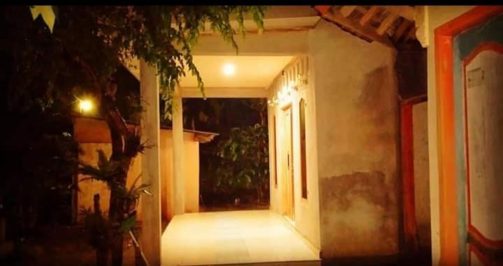 Eltari Homestay Тетебату Стая снимка