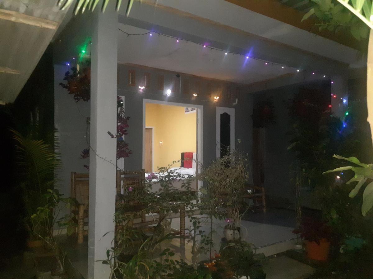 Eltari Homestay Тетебату Екстериор снимка