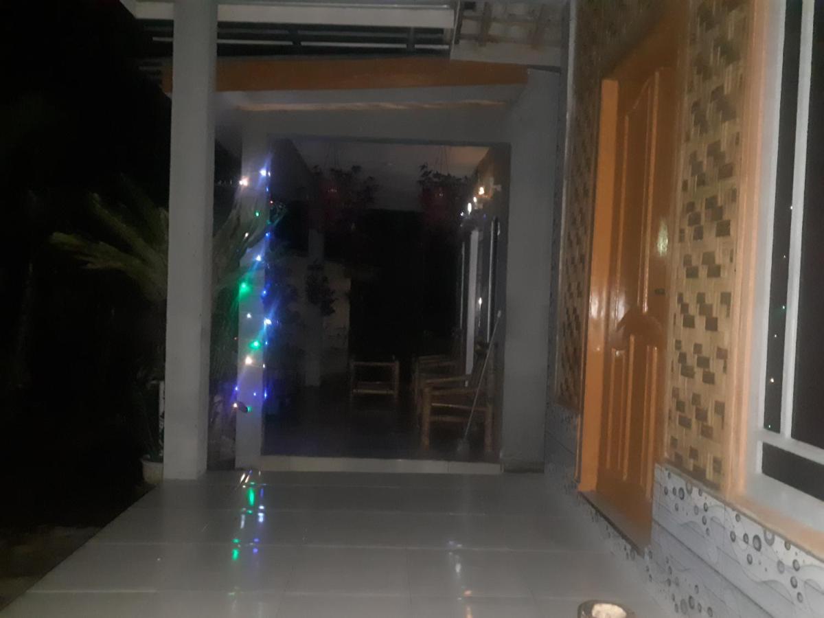 Eltari Homestay Тетебату Екстериор снимка