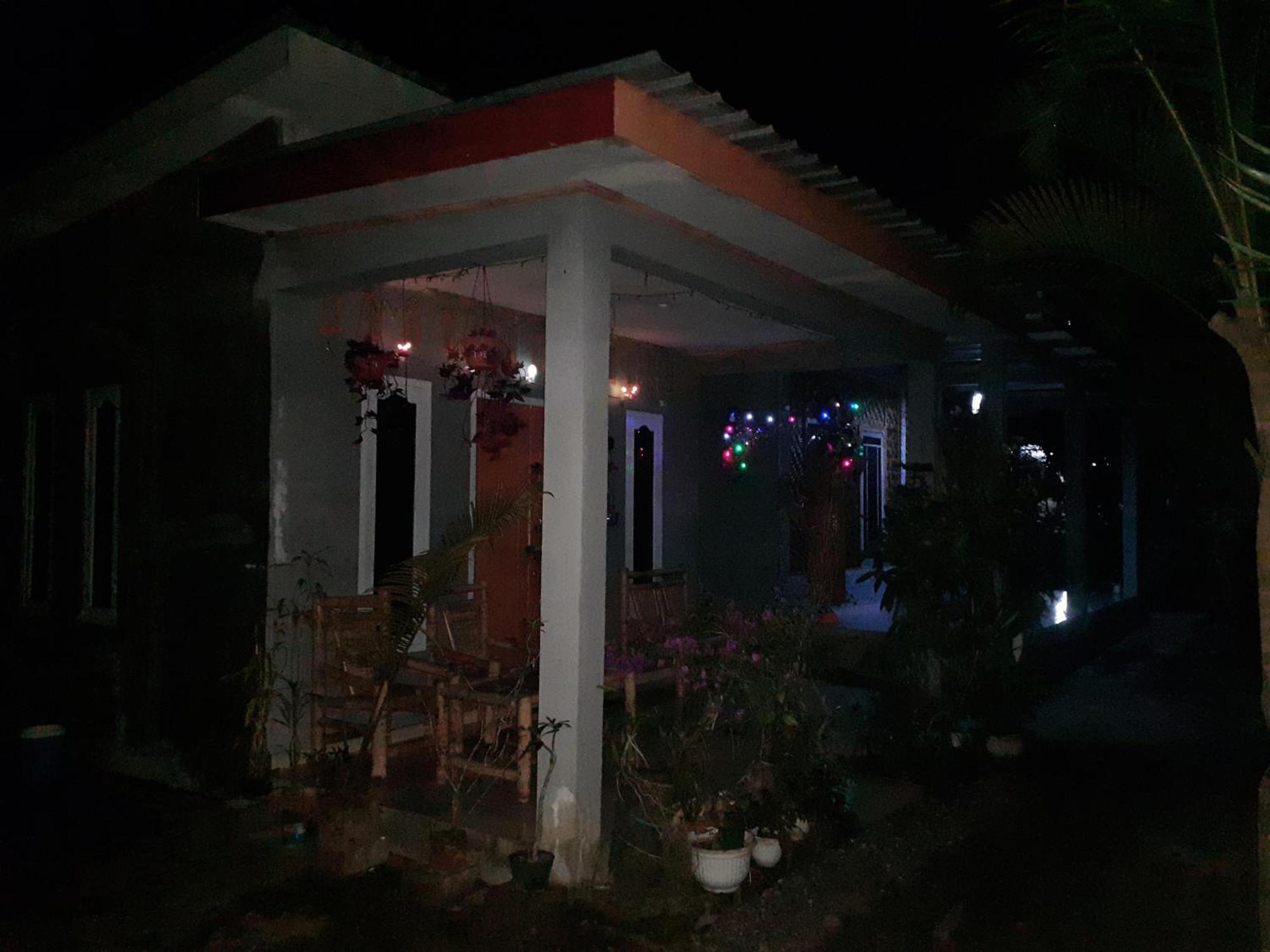 Eltari Homestay Тетебату Екстериор снимка
