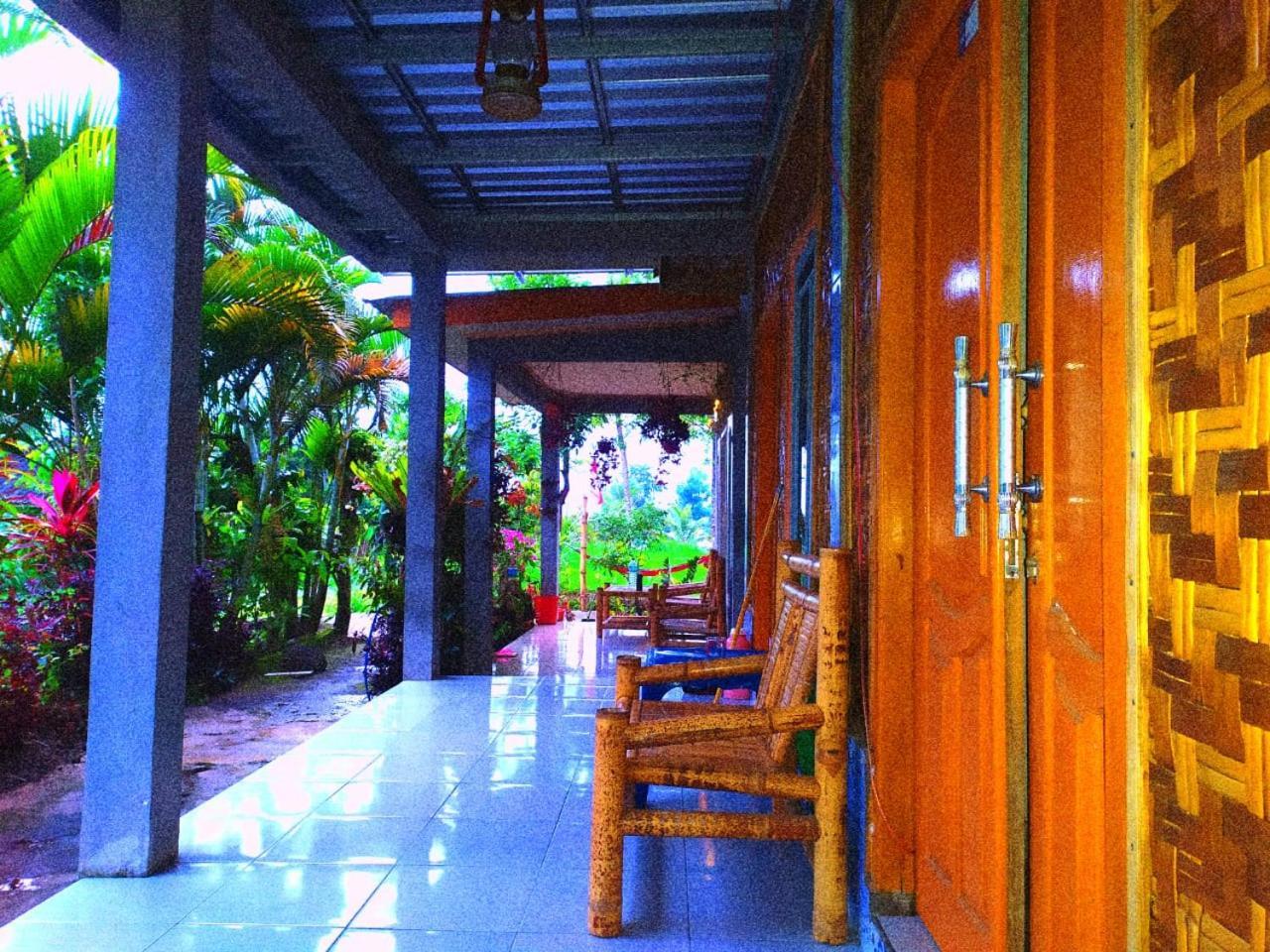 Eltari Homestay Тетебату Екстериор снимка